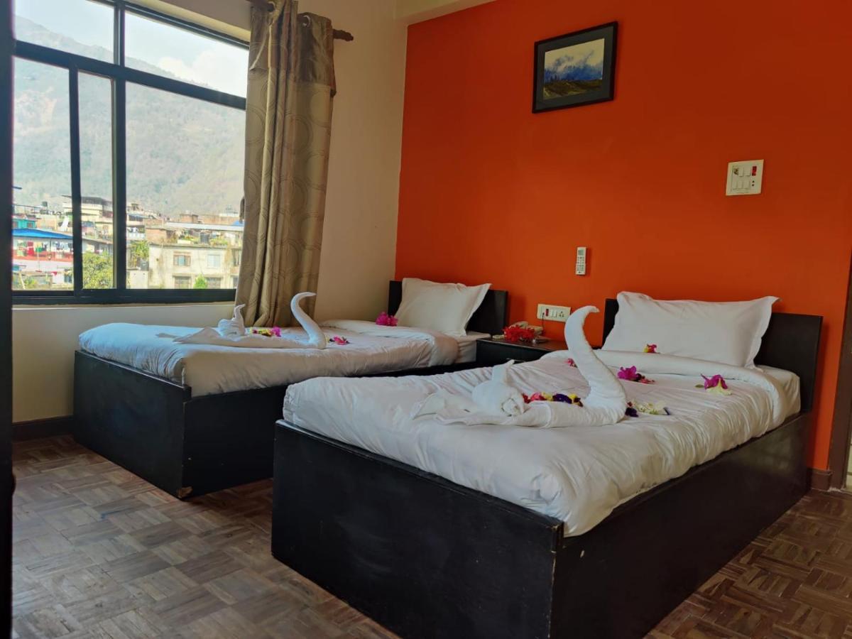 Gateway Himalaya Resort Ghanpokhara Extérieur photo