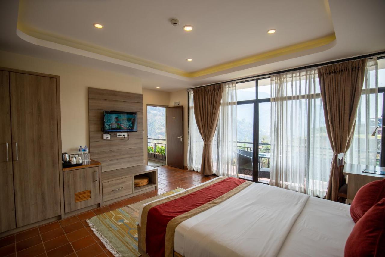 Gateway Himalaya Resort Ghanpokhara Extérieur photo