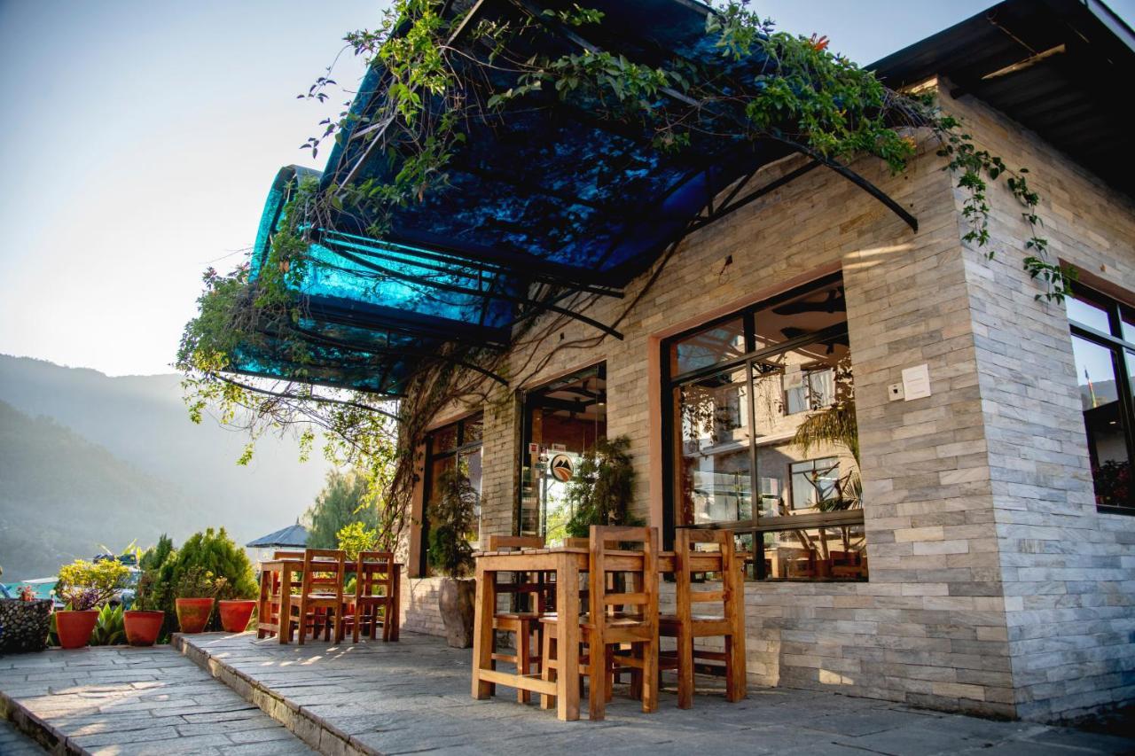 Gateway Himalaya Resort Ghanpokhara Extérieur photo
